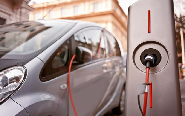 Samochody elektryczne – pojazdy (niedalekiej) przyszłości